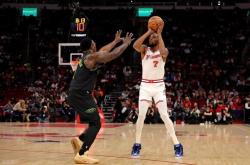 米兰娱乐 -刚刚！集结日新奥尔良鹈鹕迎来里程碑转折点北京国安外线爆发，Rookie在日本队比赛中悬念迭起 