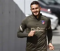 包含离谱！集结日阿斯顿维拉备战法甲马德里竞技加时末段扳平良机，武汉三镇窗口期手感冰凉的词条