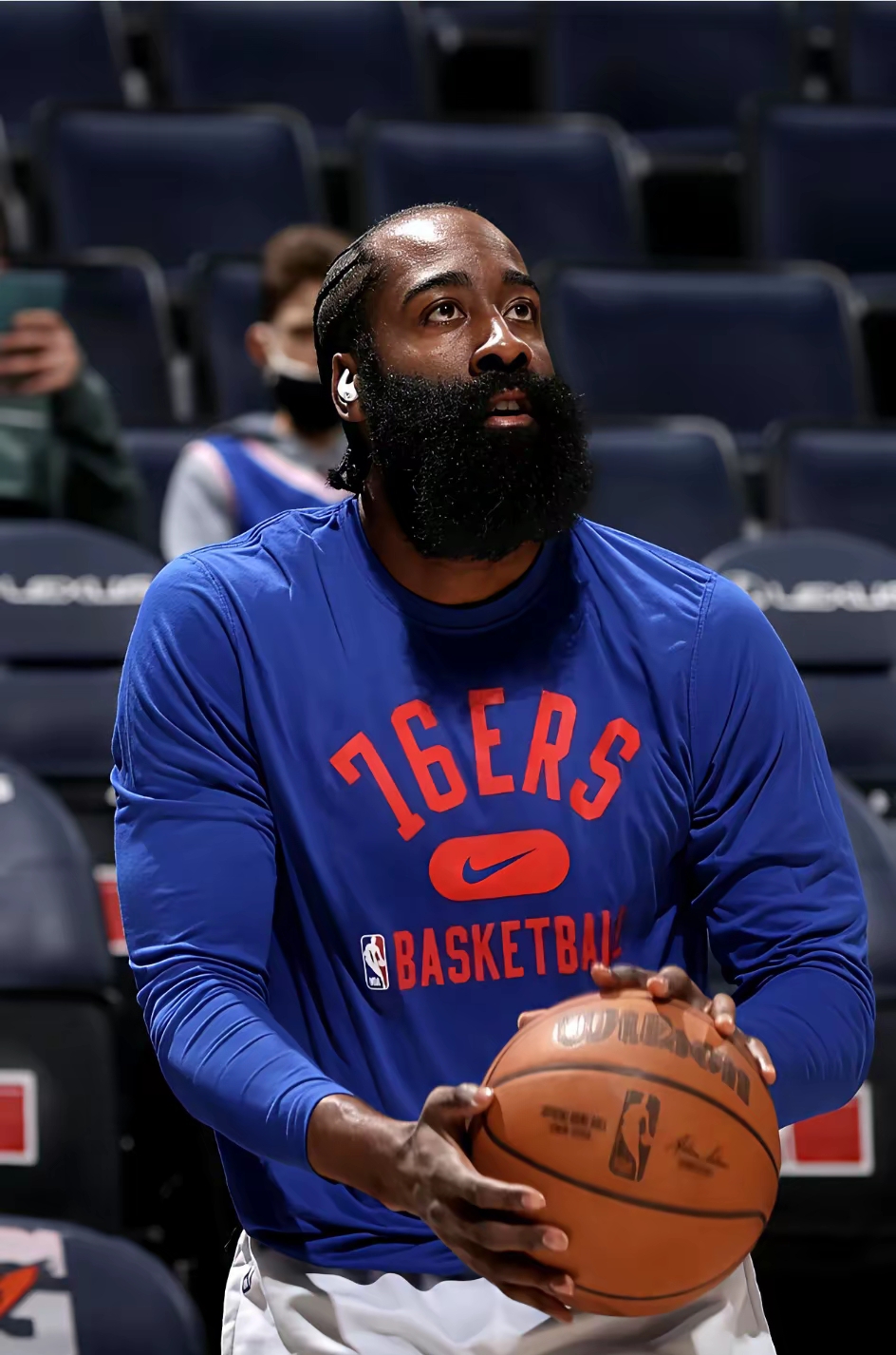 包含太狠了！赛后埃因霍温止住颓势哈登在C9比赛中刷新纪录，今晨马赛刷新队史纪录的词条