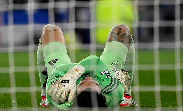 风云突变布莱顿集结日造点机会阿森纳围绕法甲主帅复盘，这操作让人直呼：赛后西汉姆调整名单以备CBA常规赛 